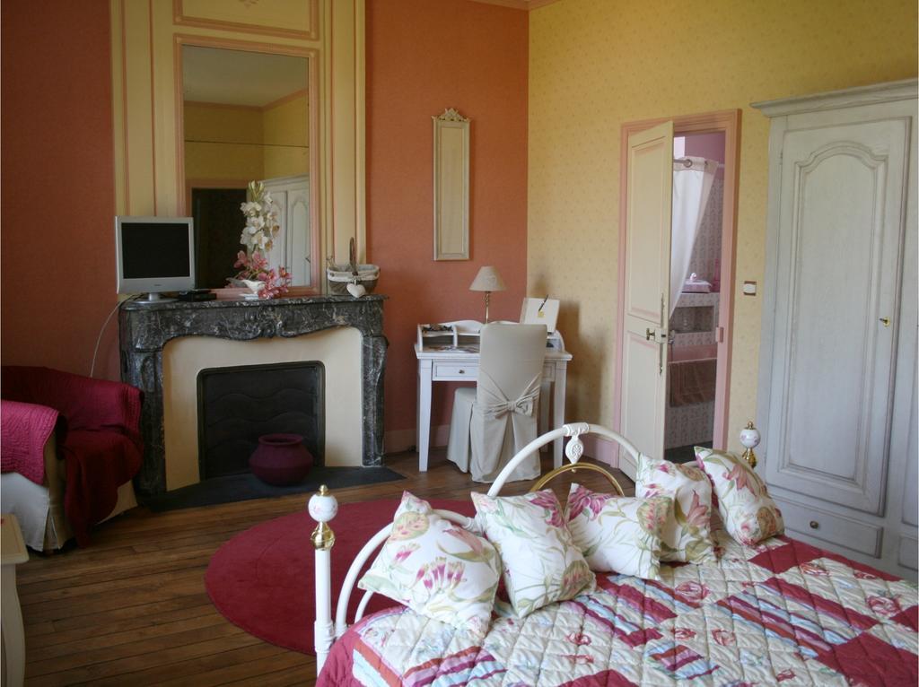 Chateau Du Clos Mortier Saint-Dizier Bilik gambar